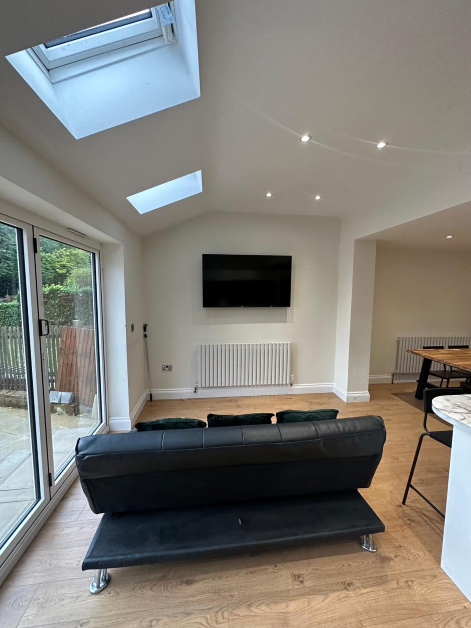 5 Bedroom House In Orpington Exterior foto