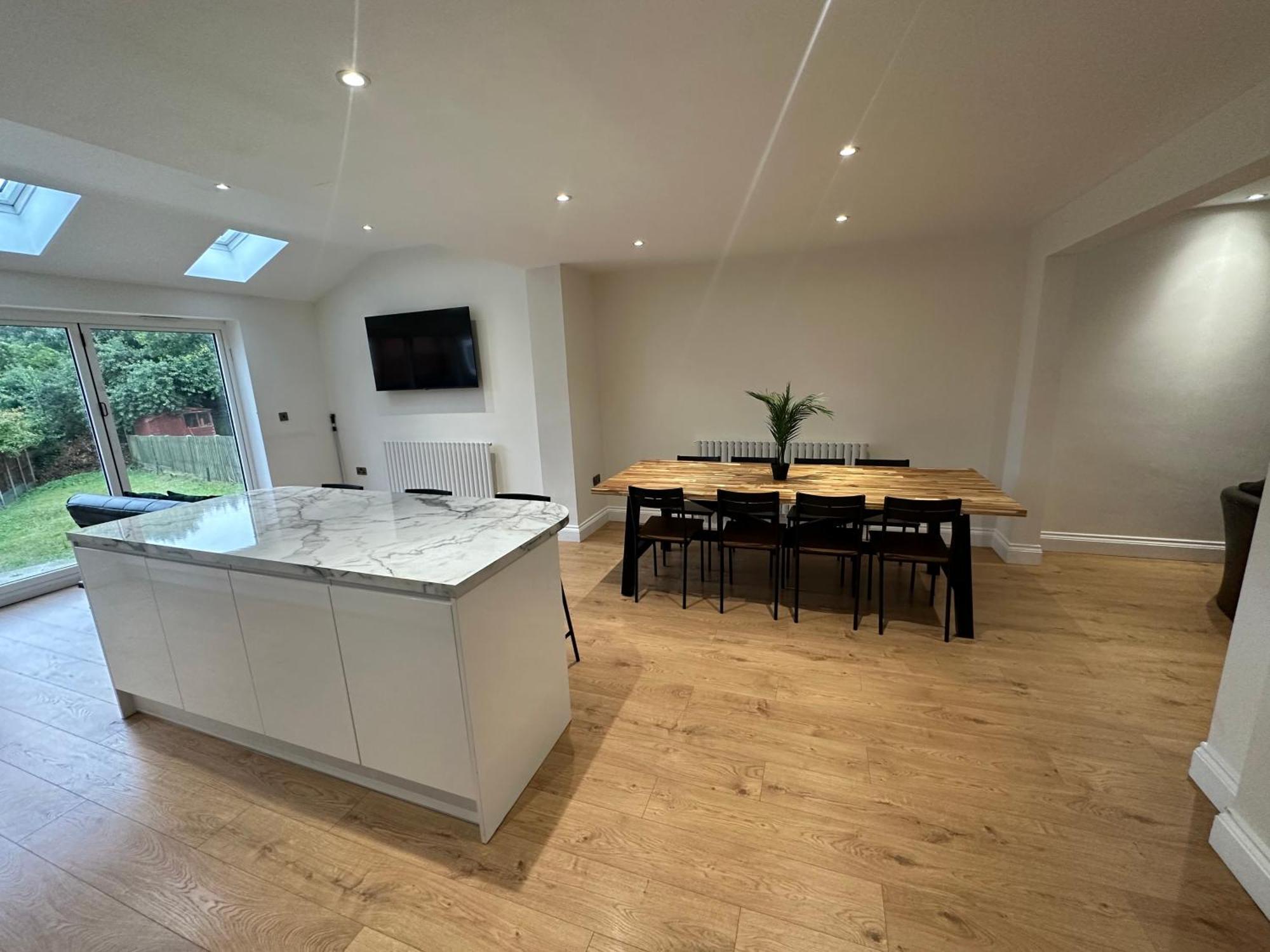 5 Bedroom House In Orpington Exterior foto